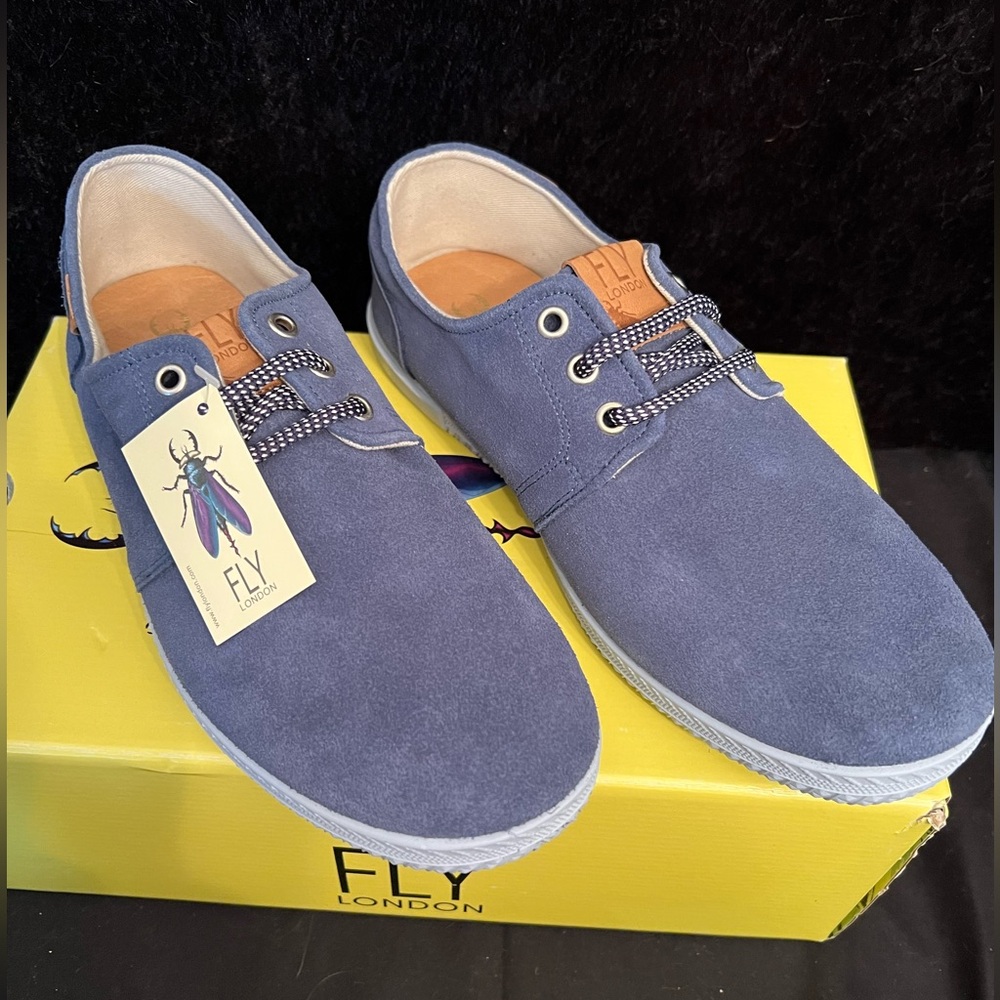 FLY London NIB Men's Sesh Blue Suede Lace Up Shoes. Size 8. DS-017